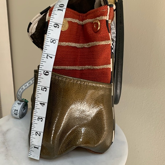 Silver Plum Handbag/Backpack/CrossBody - Picture 11 of 12